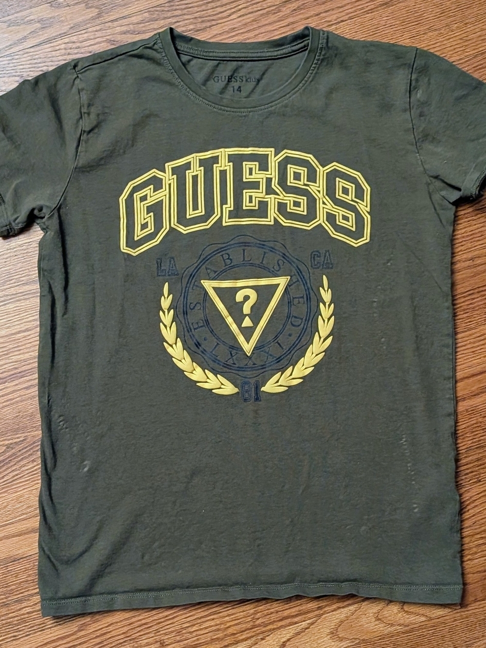 Guess Kids Boys Olive Green Varsity Graphic T-Shirt Tee Size 14 L3BIA8